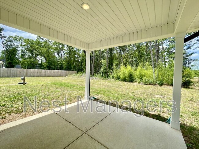 Building Photo - 5177 Maxwell Rd
