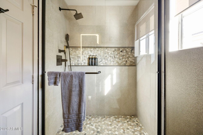 Building Photo - 8782 E Mustang Trail