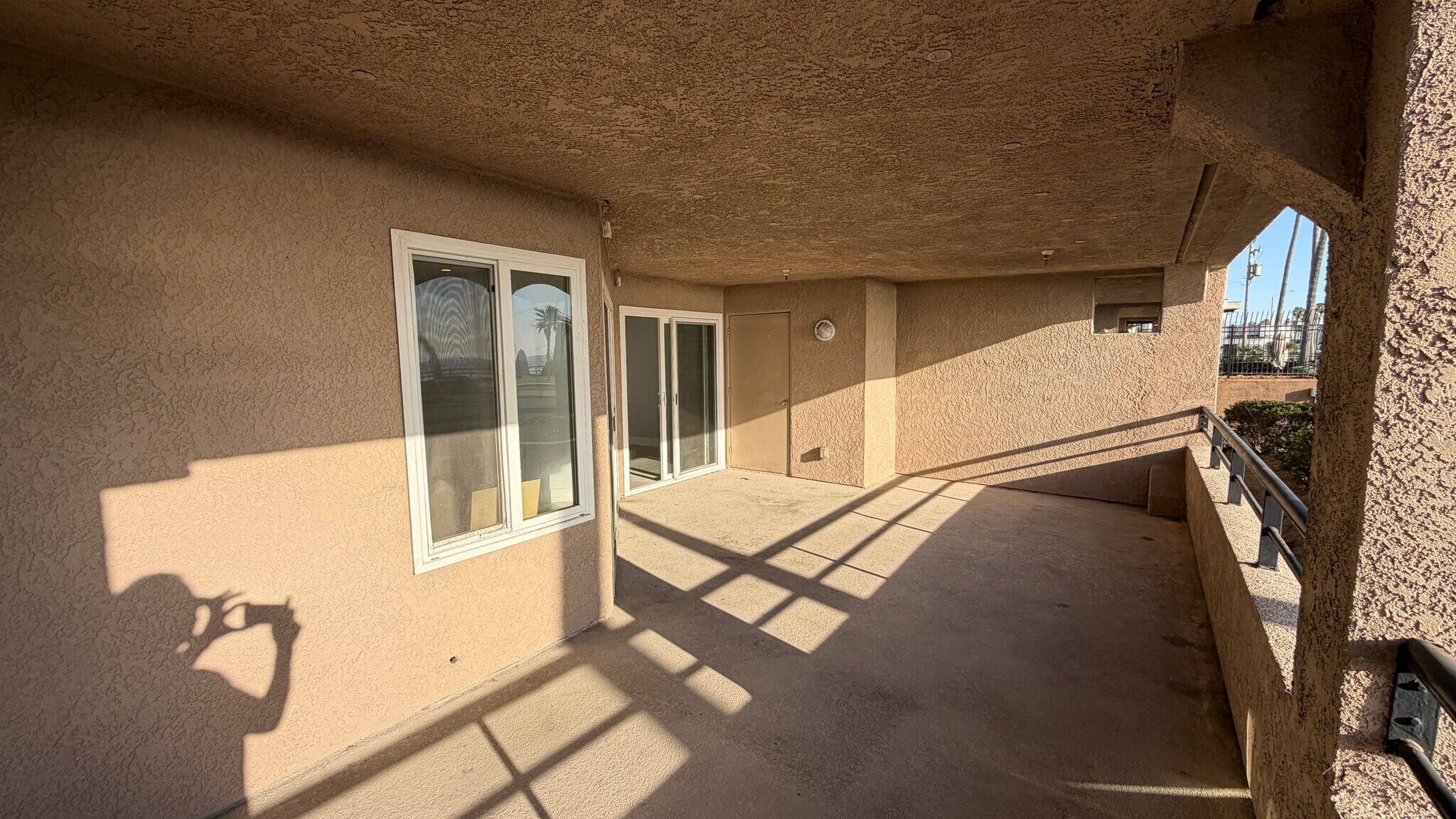 Building Photo - 1200 Pacific Coast Hwy