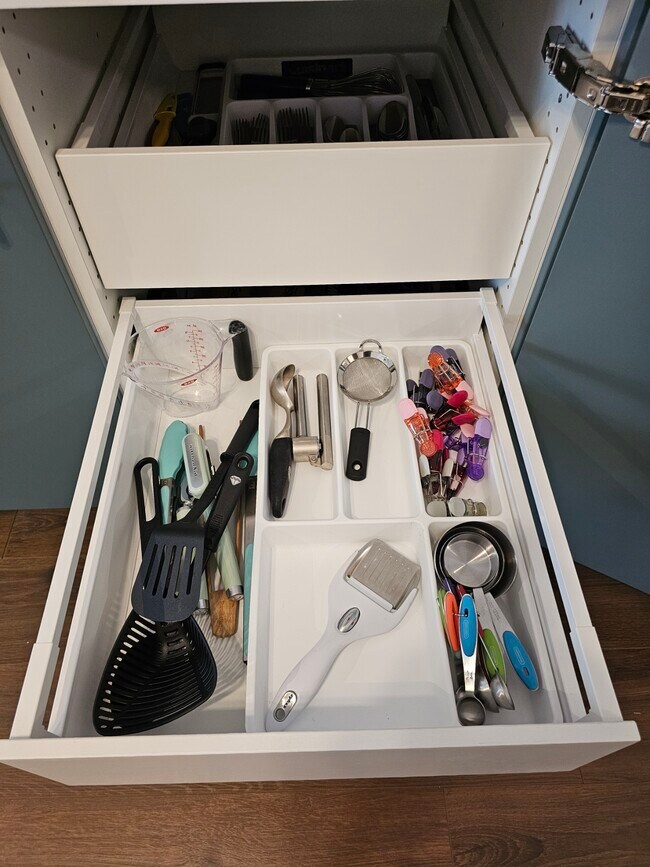 Building Photo - 1310 18th St NE