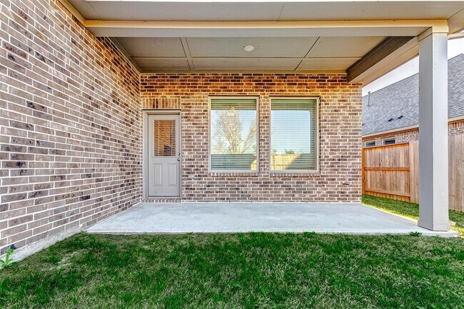 Building Photo - 5110 Morrison Dr
