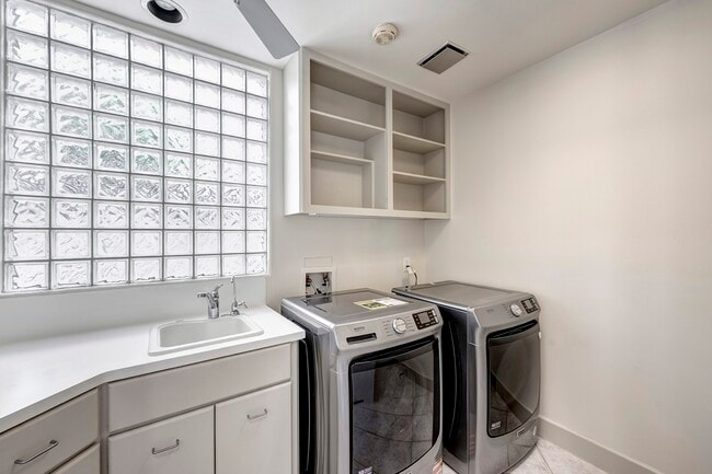 Building Photo - 5304 Braeburn Dr