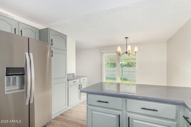 Building Photo - 4902 W Joyce Cir