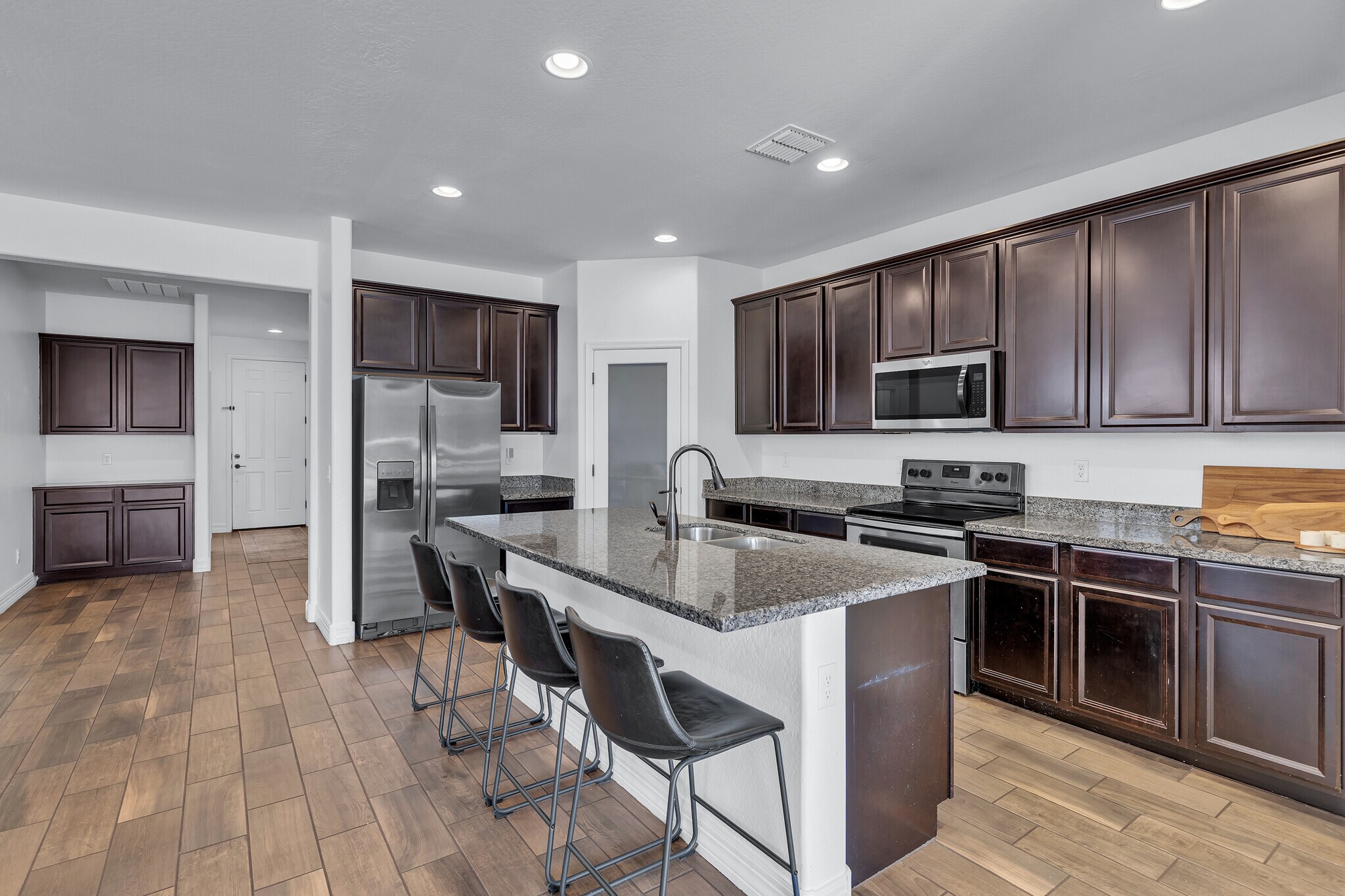 Building Photo - 1691 W Desert Spring Way