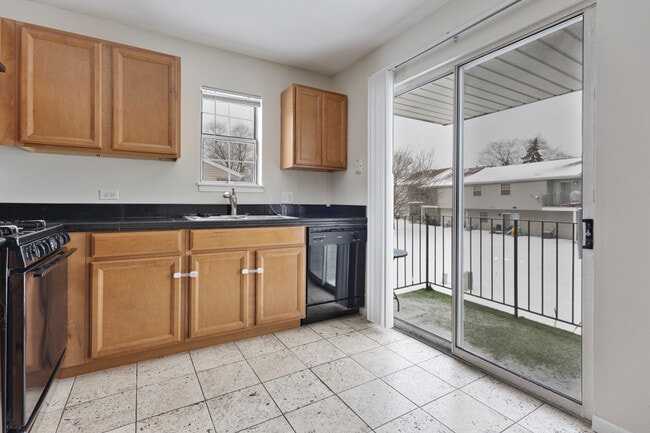 Building Photo - 86 N Victoria Ln