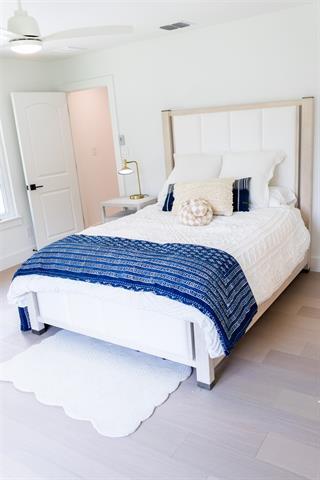 Building Photo - 1223 Ridgewood Cir