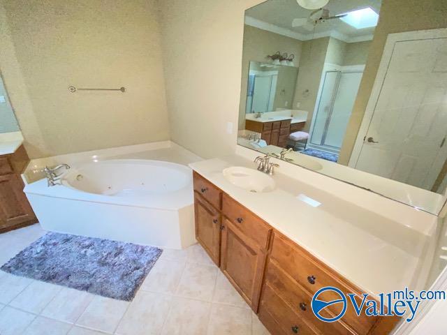 Building Photo - 275 Old Overton Dr