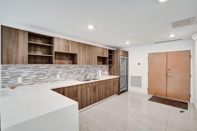 Building Photo - 16478 NE 27th Pl