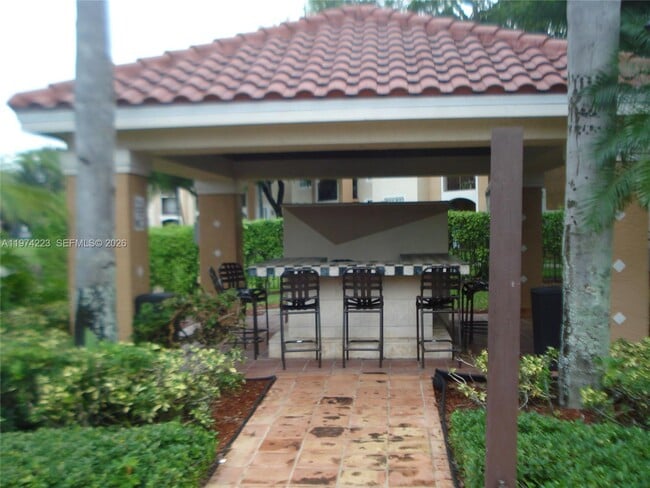 Building Photo - 2031 Renaissance Blvd