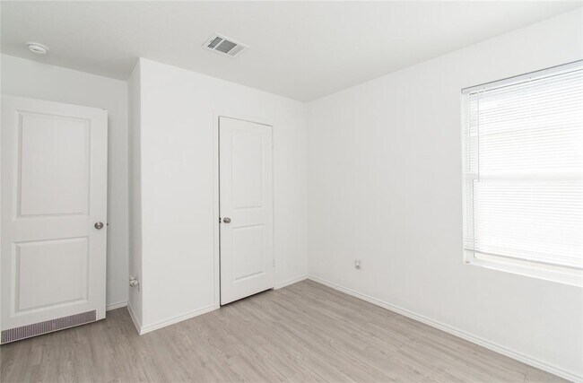 Building Photo - 5812 San Geronimo