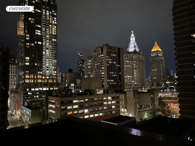 Building Photo - 77 Fulton St