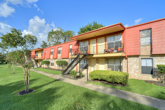 Building Photo - Dover Apartments