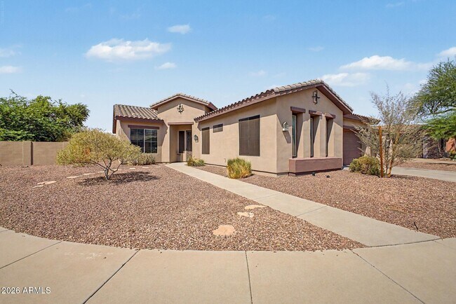 Building Photo - 1902 E Desert Ln