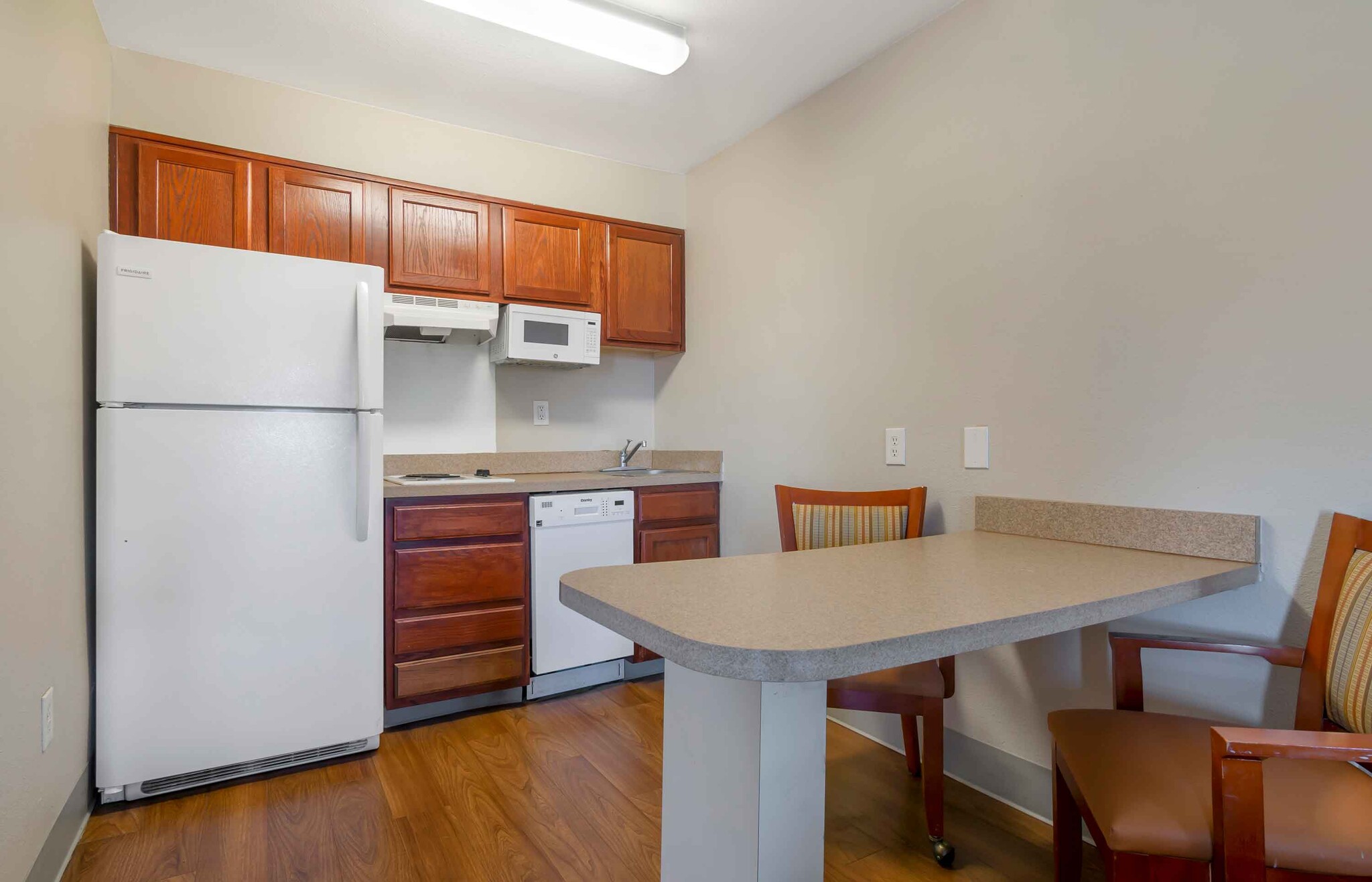 Building Photo - Furnished Studio-Kansas City - Lenexa - 87...