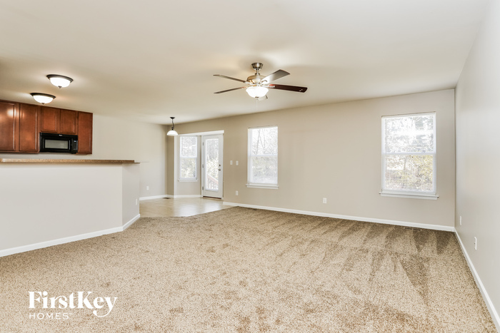 Building Photo - 459 Parkgate Dr