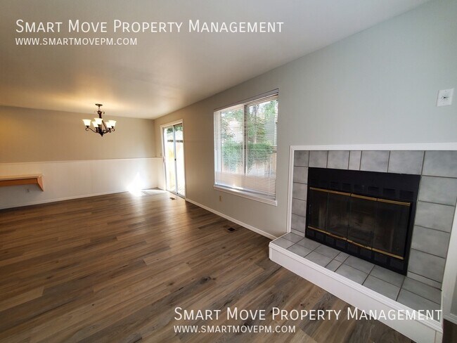 Building Photo - 2574 S Sumac Ln