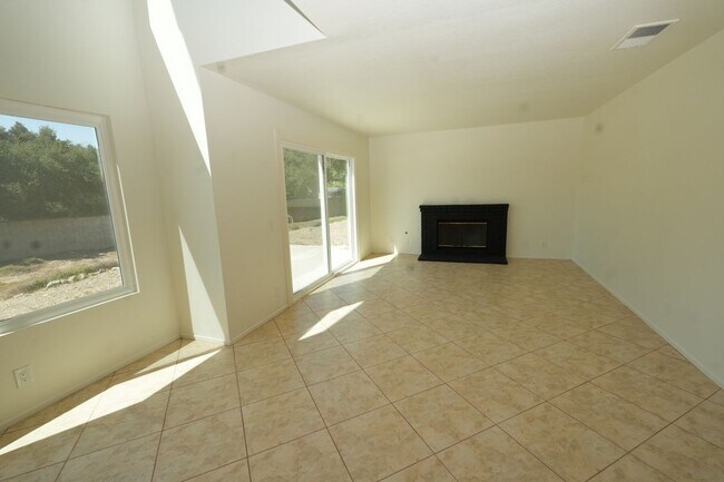 Building Photo - 103 Crystal Springs Rd