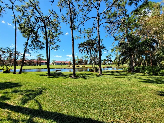Building Photo - ** ROYAL WOOD ** 2 + DEN / 2 BATH - CONDO ...
