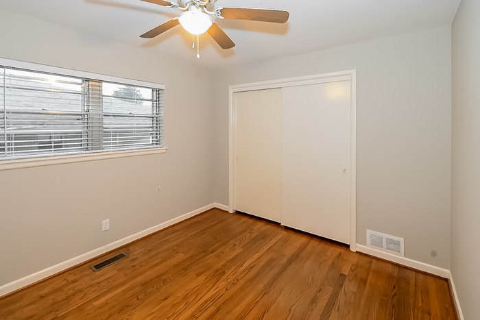 Building Photo - 808 Ridgecrest Dr