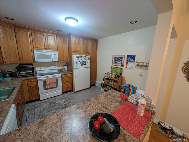 Building Photo - 1751 US-6