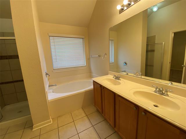 Building Photo - 2769 Sunlight Dr