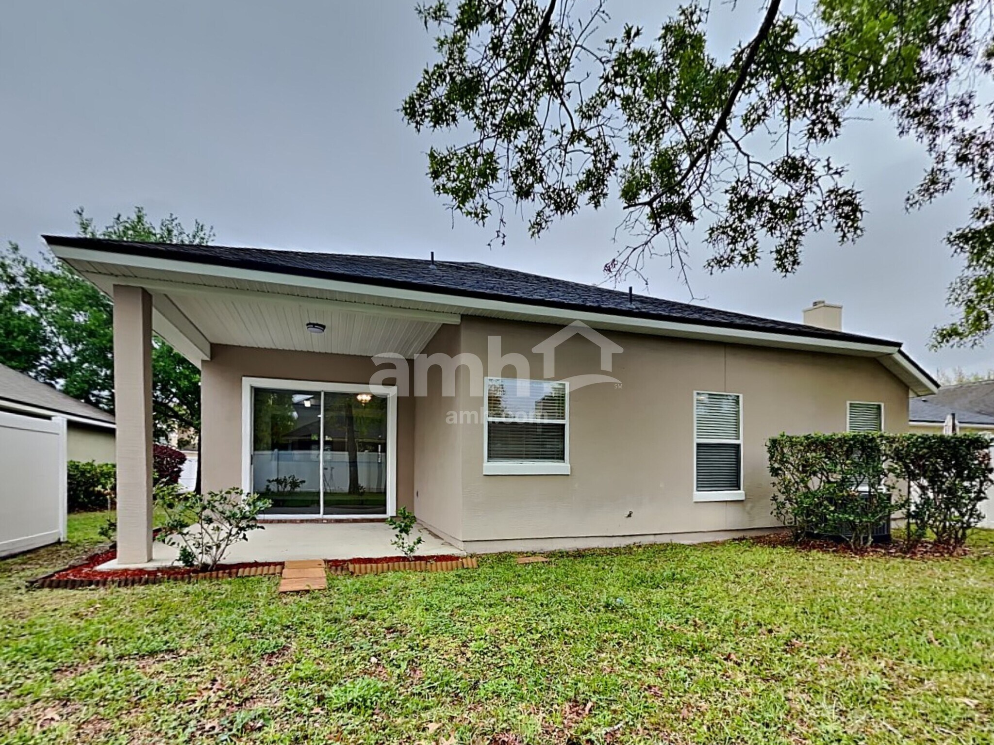 Building Photo - 3855 Westridge Dr