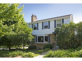 Building Photo - 5403 Pleasant Ave