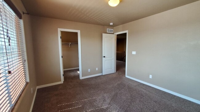 Building Photo - $2576, 5 Br/4 BA Stunning house for rent in Colorado Springs