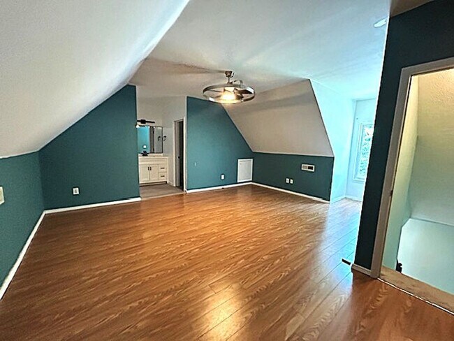 Building Photo - 1019 Brittany Park Dr