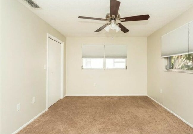Building Photo - 2186 Greenbriar Blvd