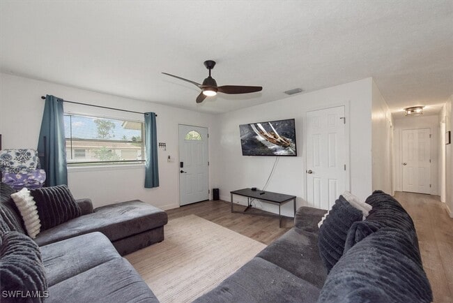 Building Photo - 18510 Flamingo Rd