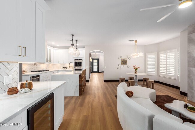Building Photo - 3759 S Dew Drop Ln