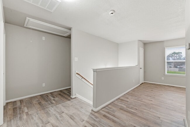 Building Photo - 4910 Conifer Ridge Way