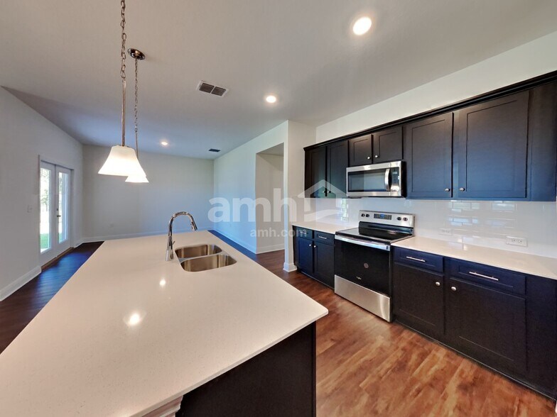 Building Photo - 6231 Emerald Hls Wy