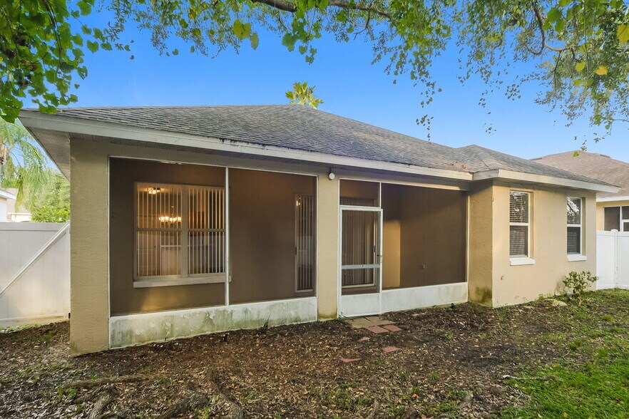 Building Photo - 1136 Cherry Valley Way