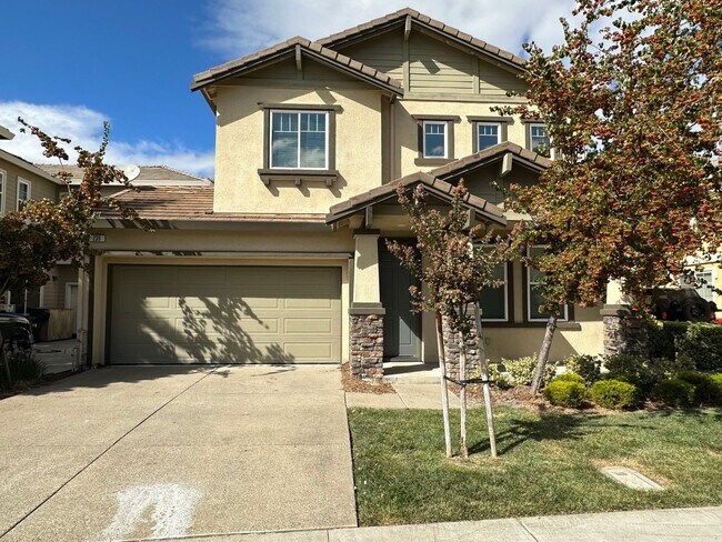 Building Photo - Beautiful 4  bedroom, 2.5 bath home in Garin Ranch