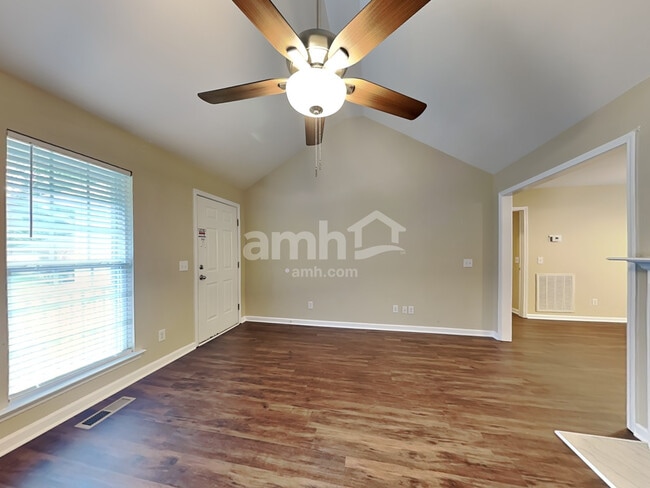 Building Photo - 1335 Georgetown Dr