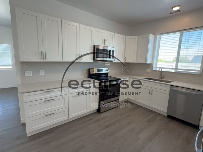 Building Photo - 149 Buena Vista Dr
