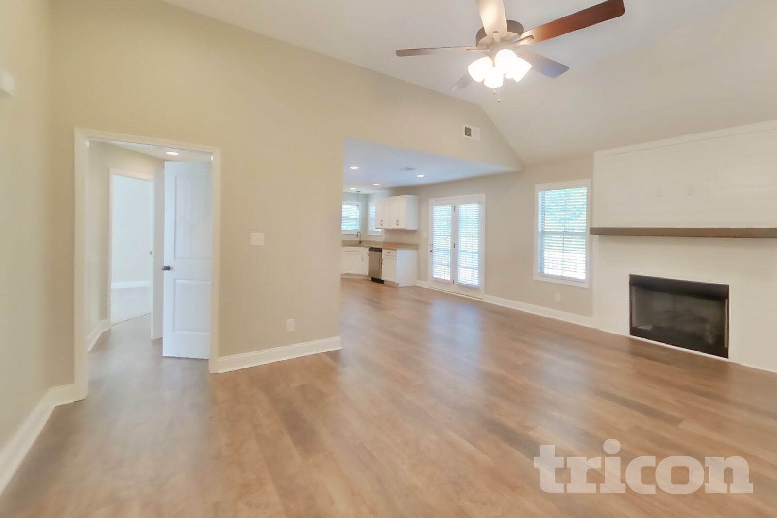 Building Photo - 1059 Spicer Dr