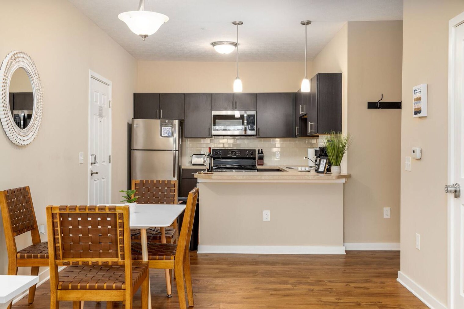 Building Photo - 6226 Oonas Way