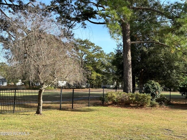 Building Photo - 205 Gemini Ct
