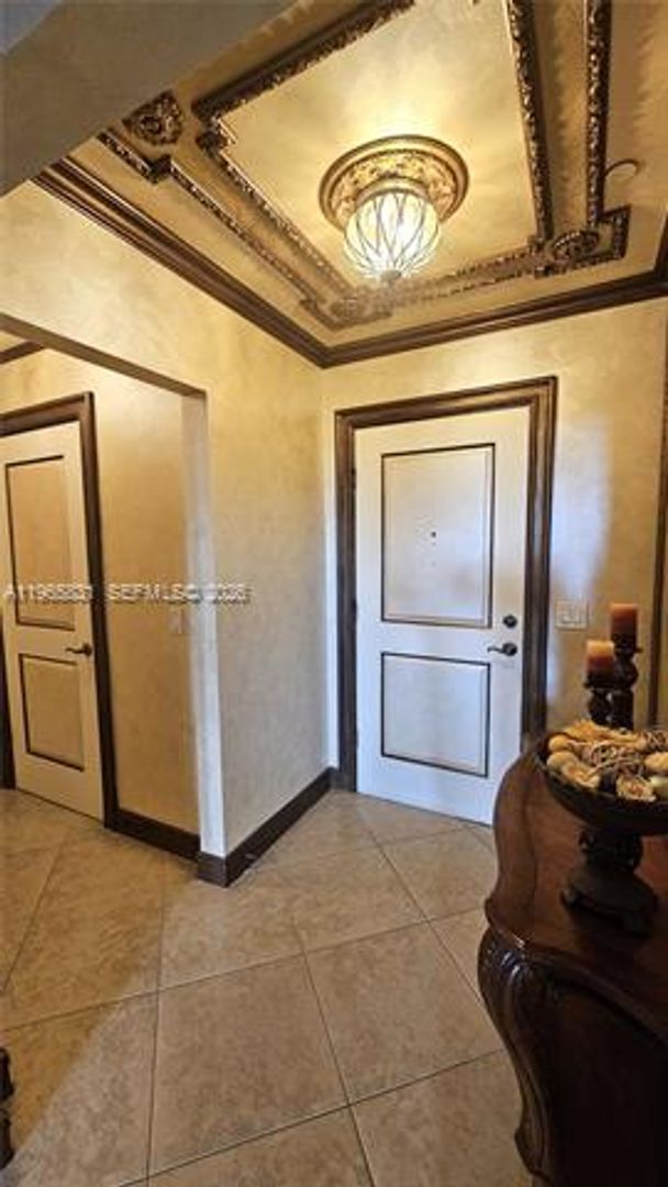 Building Photo - 16102 Emerald Estates Dr