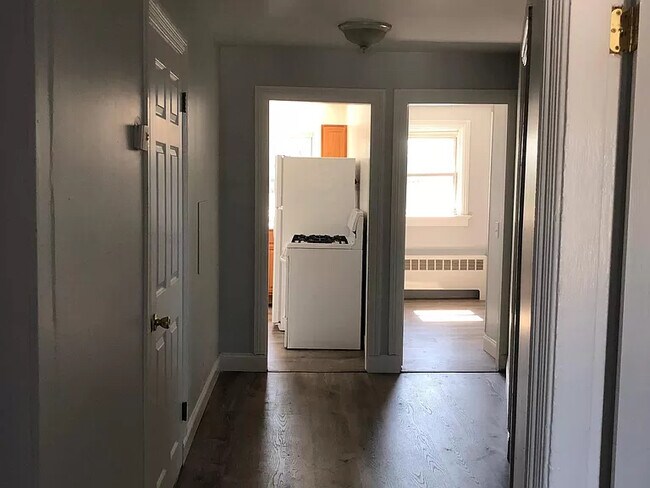 Building Photo - 635 Fall River Ave