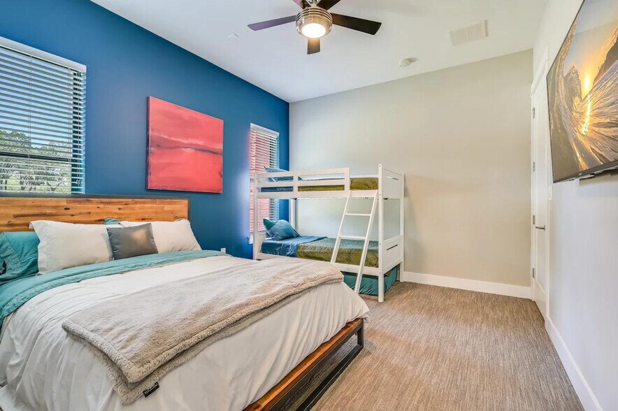 Building Photo - 12715 Trail Driver