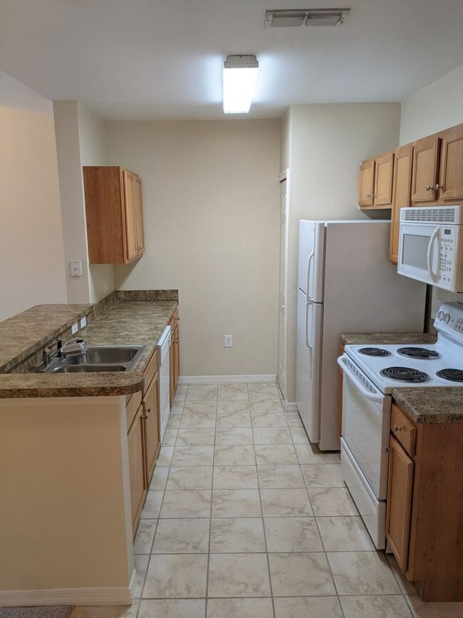 Building Photo - 1bd/1bath Condo at THE REGISTRY @ MICHIGAN...