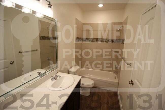 Building Photo - 5105 Red Rose Xing