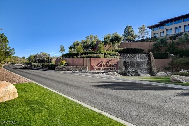 Building Photo - 2682 Grand Forks Rd