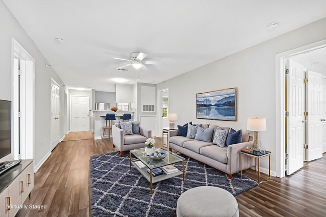 Primary Photo - University Woods Retreat: 4 BR/4 Bath minu...