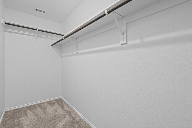 Building Photo - Craftsman in Cleburne