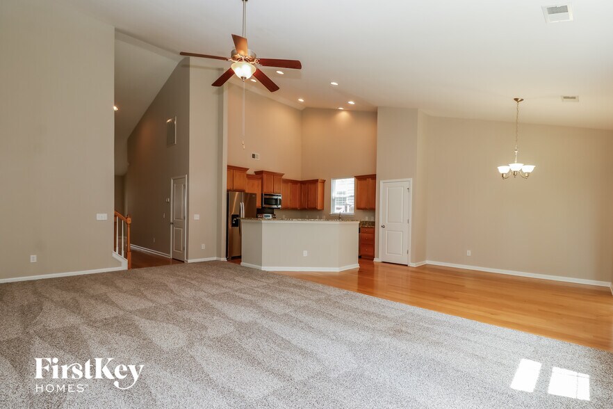 Building Photo - 115 Marinella Dr